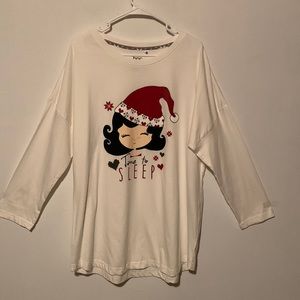 Winter Holiday Themed Women’s Night Shirt NWOT
